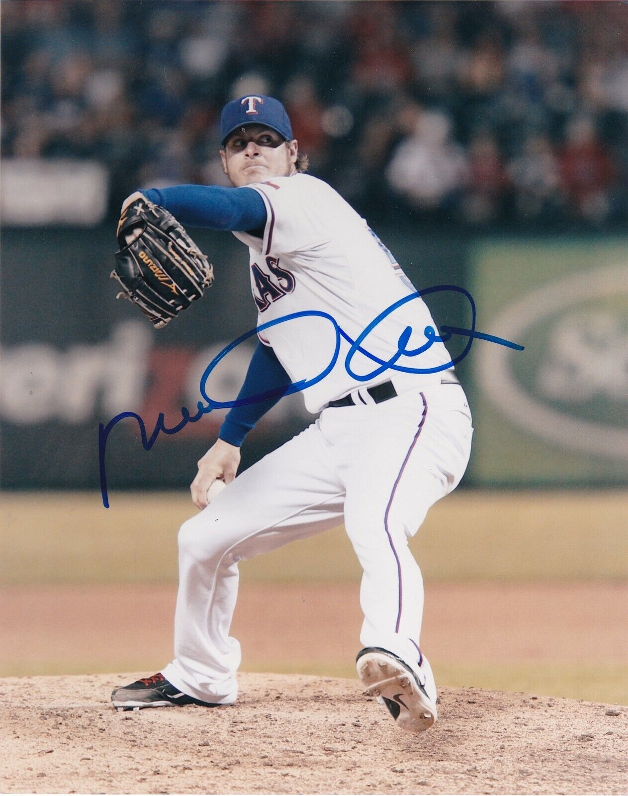 MARK LOWE TEXAS RANGERS ACTION SIGNED 8x10