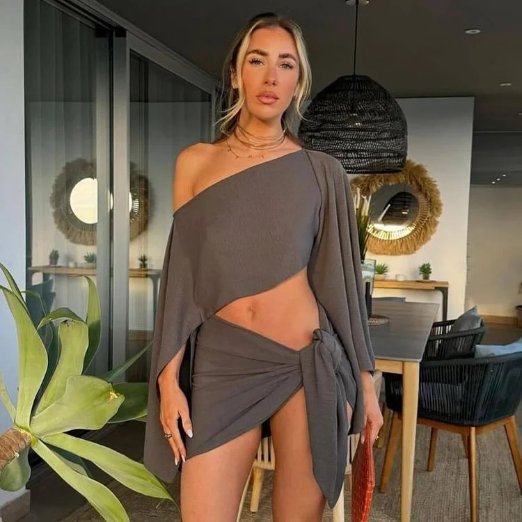 Oblique Shoulder Casual Top and Sarong