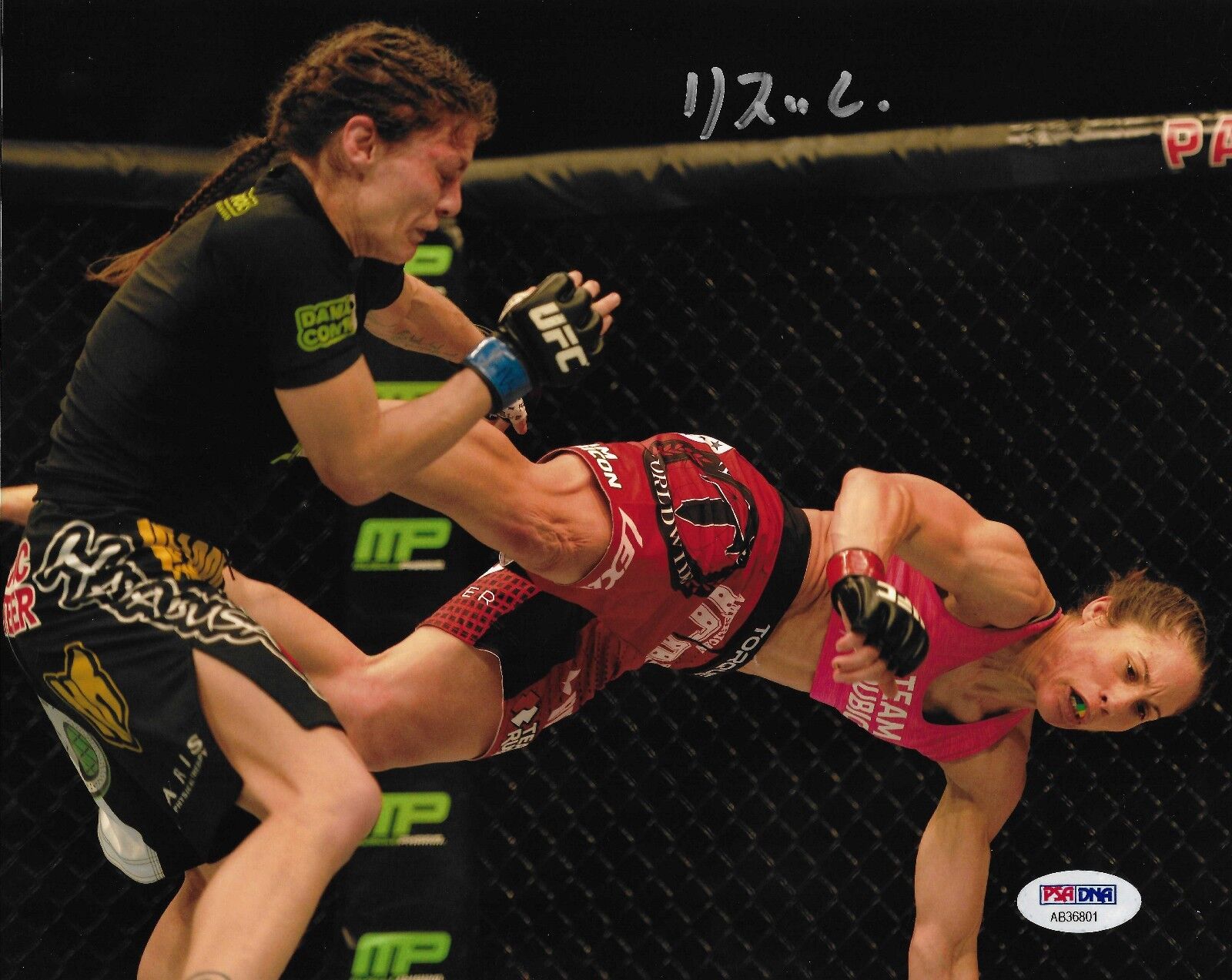 Liz Carmouche Signed 8x10 Photo Poster painting PSA/DNA UFC Fight Night 63 Picture Autograph 1