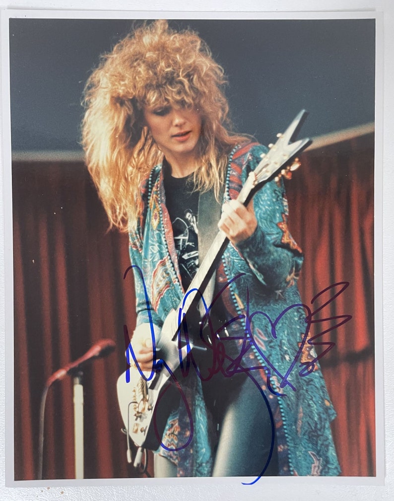 Nancy Wilson Signed Autographed Heart