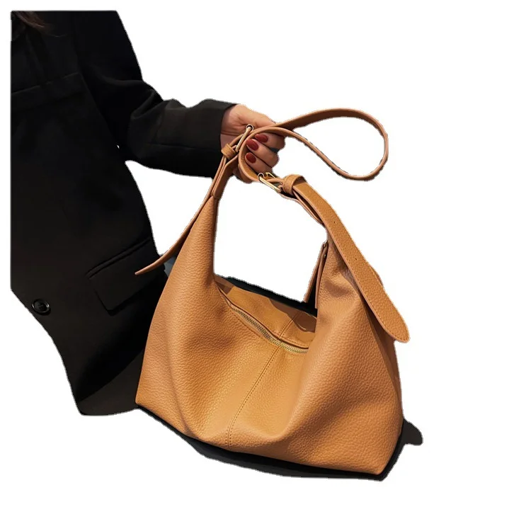 Personality Single Shoulder Large Capacity Tote Bag