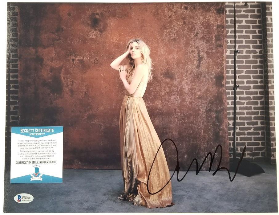 Actress ANNABELLE WALLIS Signed 11x14 Photo Poster painting Autograph ~ Beckett BAS COA