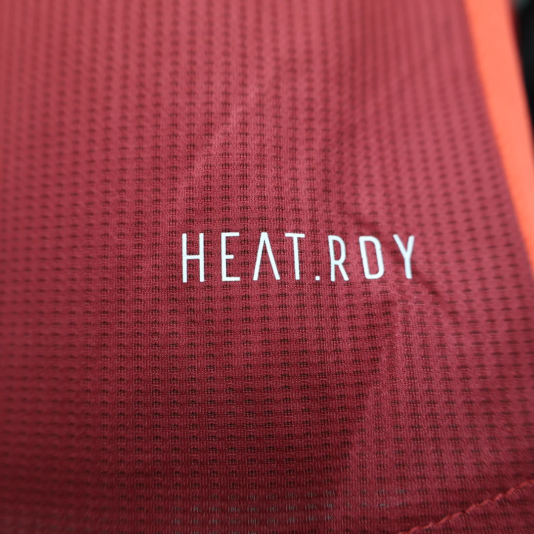 24/25 Manchester United Home Player Version Football T-Shirt Thai Quality