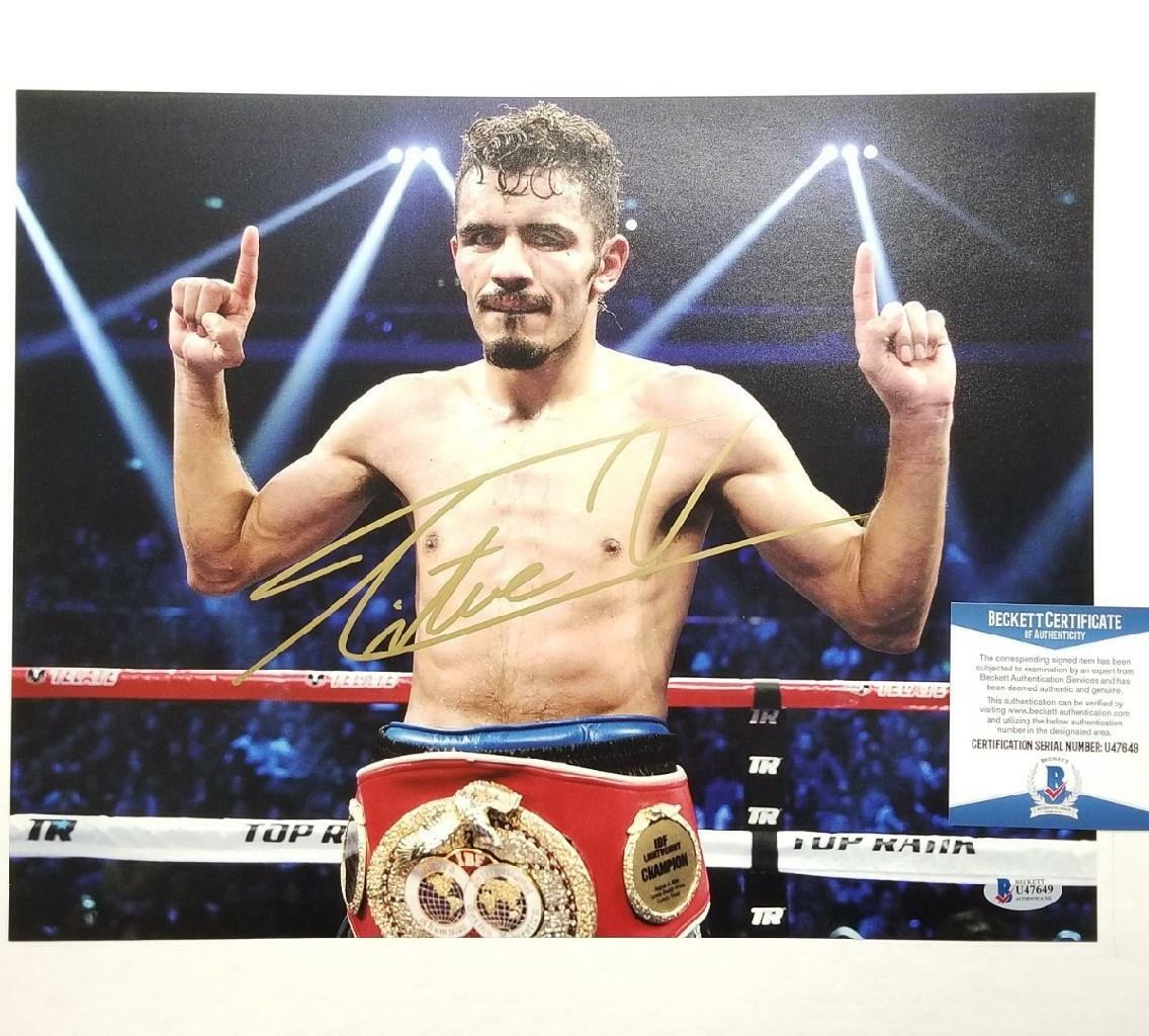 Miguel Vasquez signed 11x14 Photo Poster painting Mexico Boxing IBF Autograph ~ Beckett BAS COA