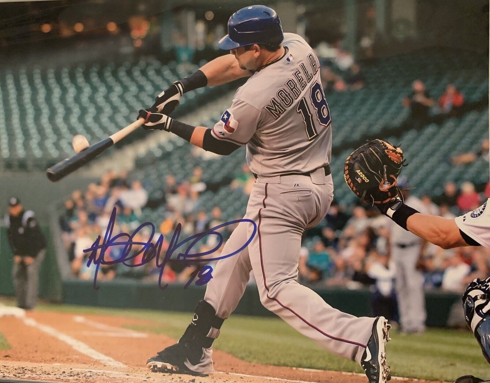 mitch moreland Signed 8x10 Photo Poster painting Pic Auto Rangers