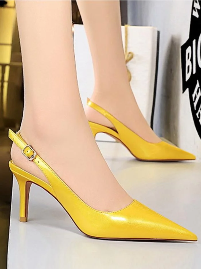 Simple stiletto shoes with shallow mouth and pointed toe hollow back strap