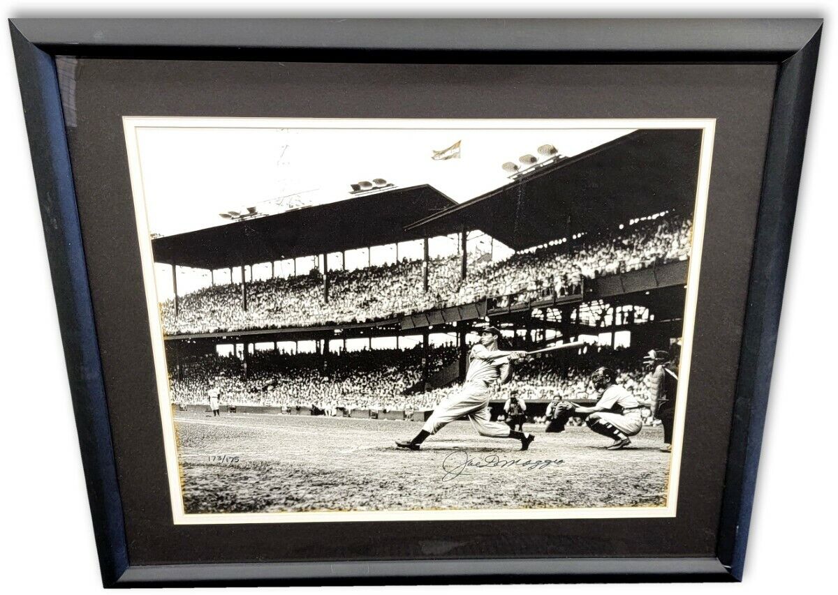 Joe DiMaggio Signed Autographed Framed Photo Poster painting New York Yankees GV806772