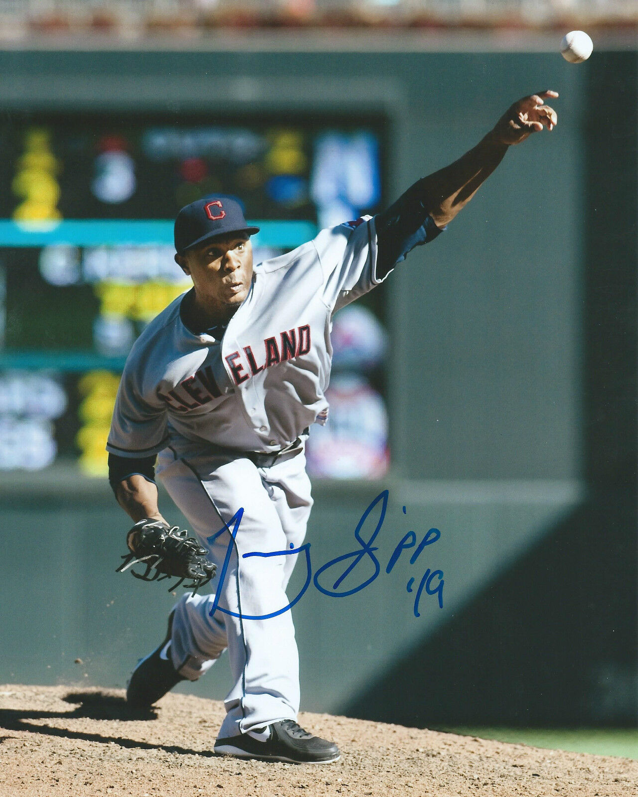 **GFA Cleveland Indians *TONY SIPP* Signed 8x10 Photo Poster painting T2 COA**