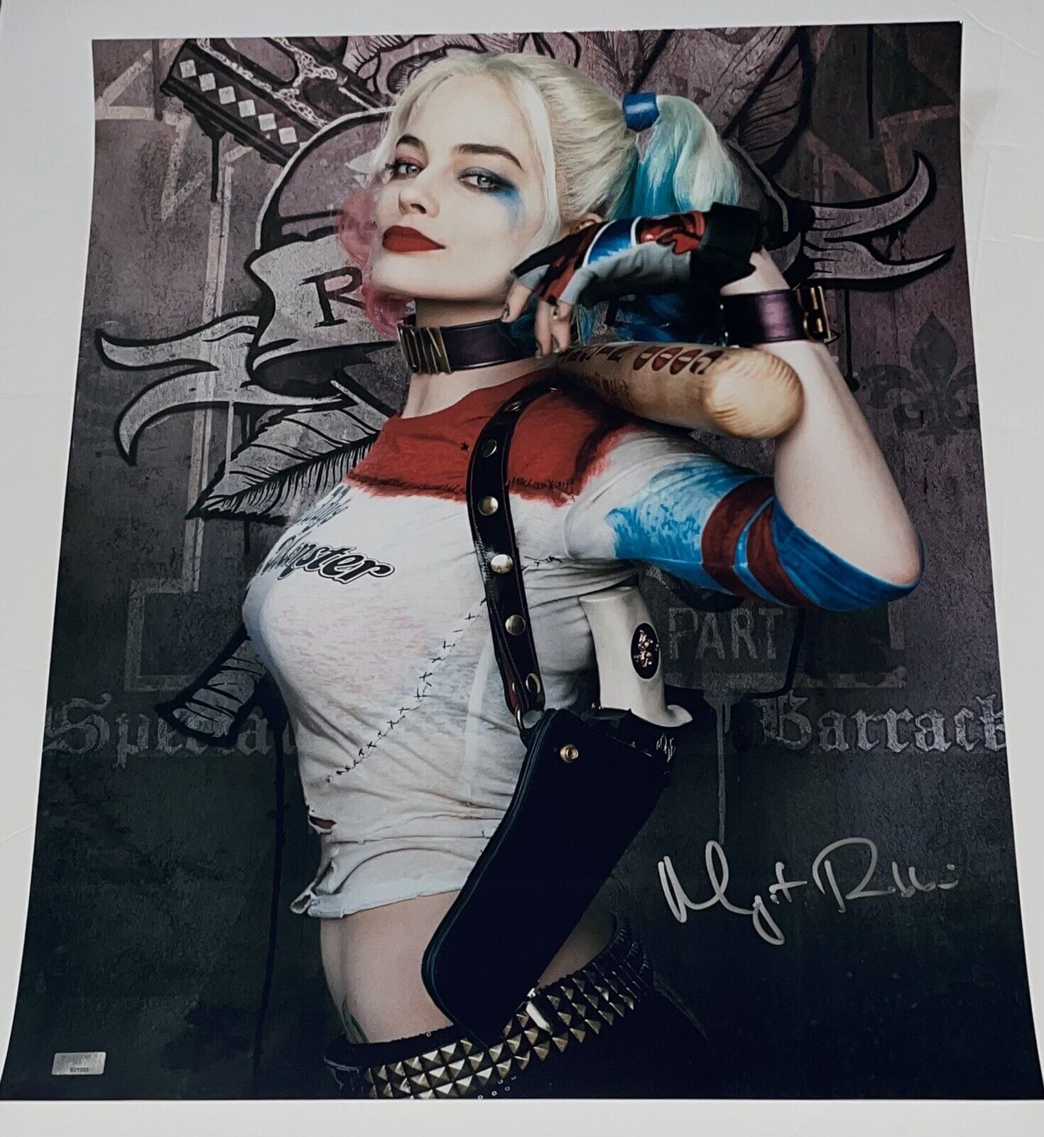 Margot Robbie Hand Signed 16x20 Suicide Squad Harley Authentic Autograph CA COA