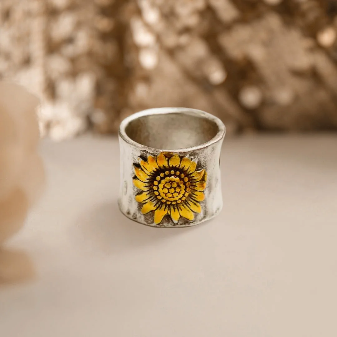 Daughter & Granddaughter | 925S Sunflower Wide Band Ring