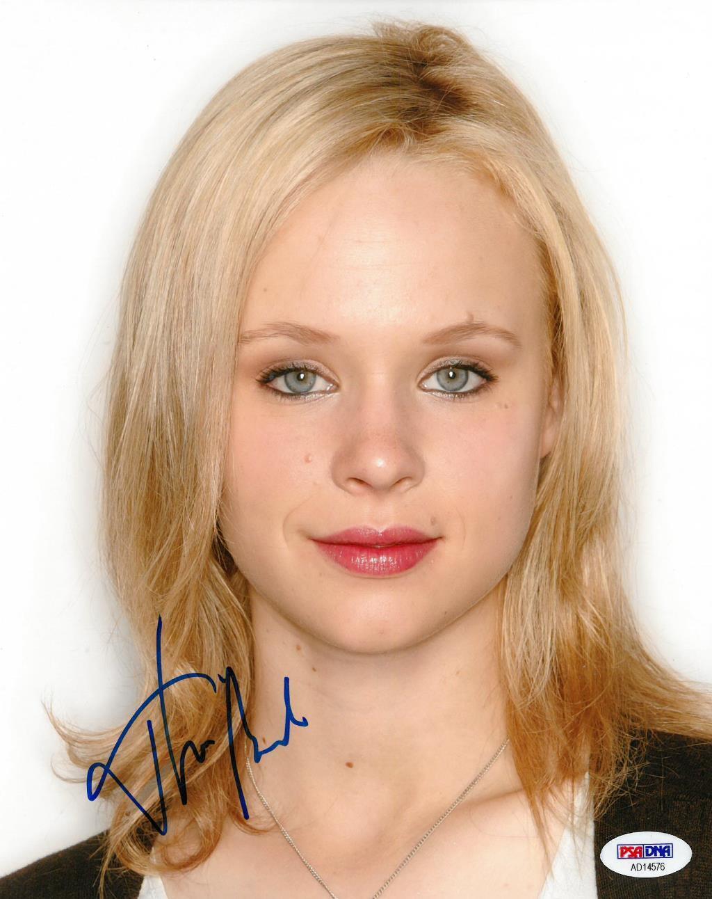 Thora Birch Signed Authentic Autographed 8x10 Photo Poster painting PSA/DNA #AD14576