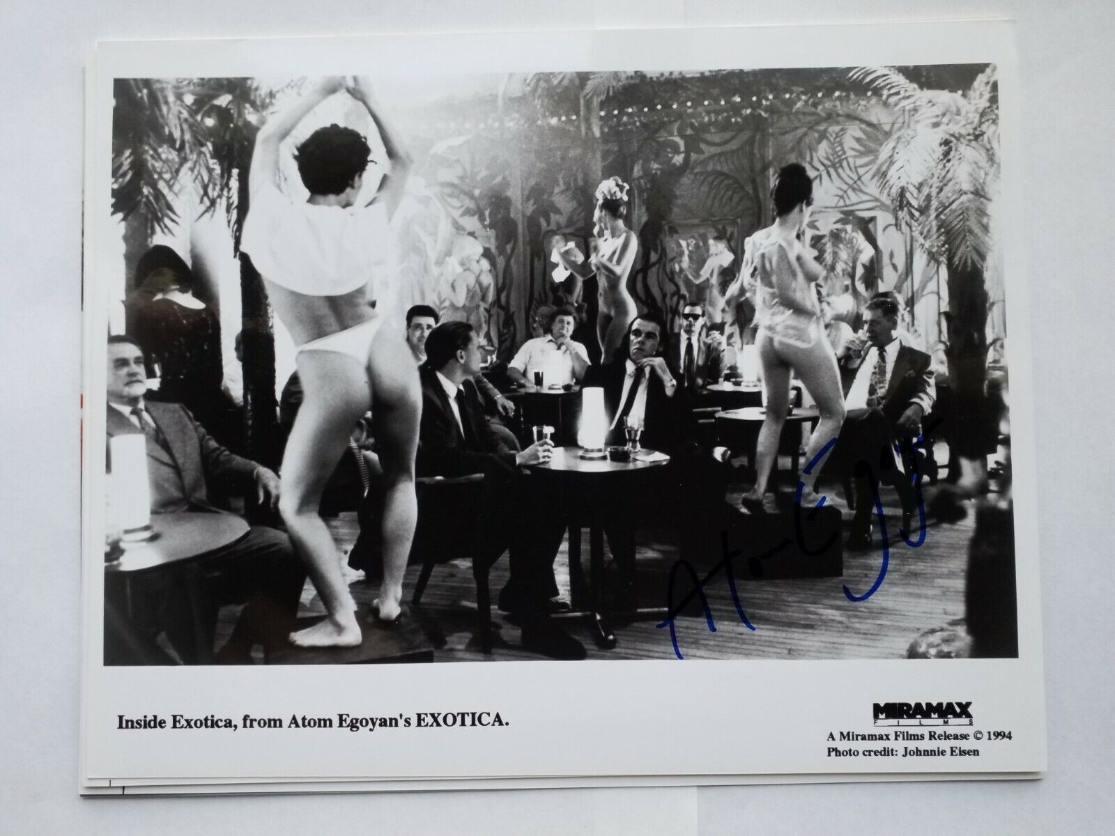 Director ATOM EGOYAN Signed Authentic AUTOGRAPH 8 x 10 Photo Poster painting