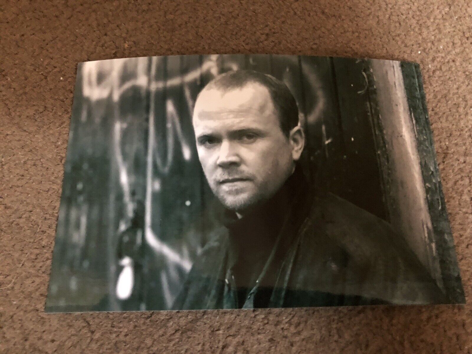 STEVE MCFADDEN (EASTENDERS) UNSIGNED Photo Poster painting- 6x4”