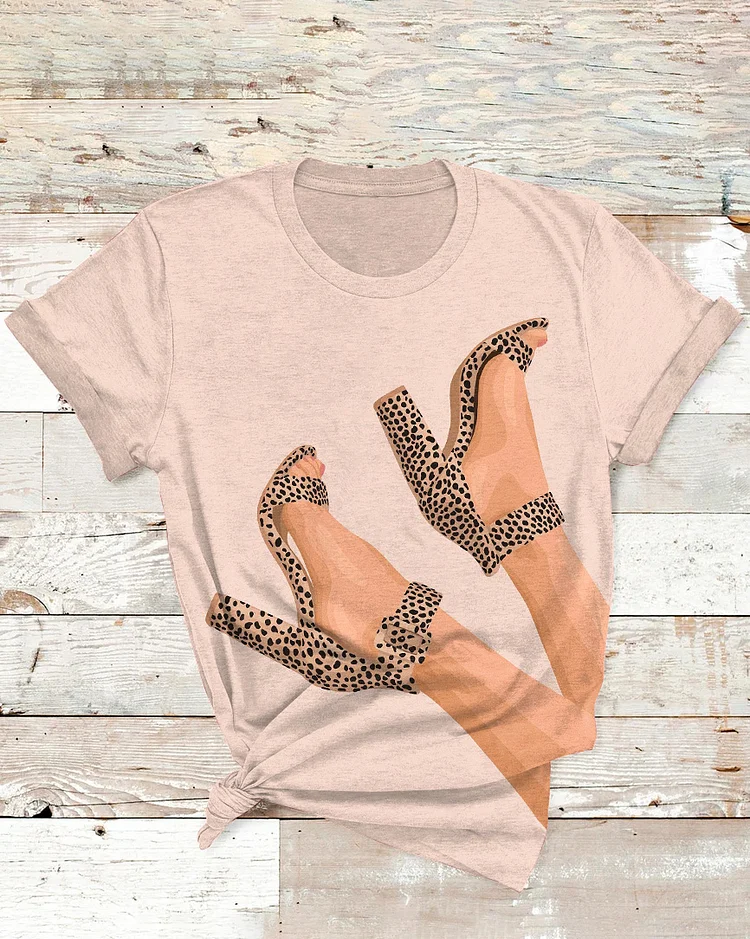 Leopard Heels Poster Luxury Heel Print Crew Neck Short Sleeve Tshirt