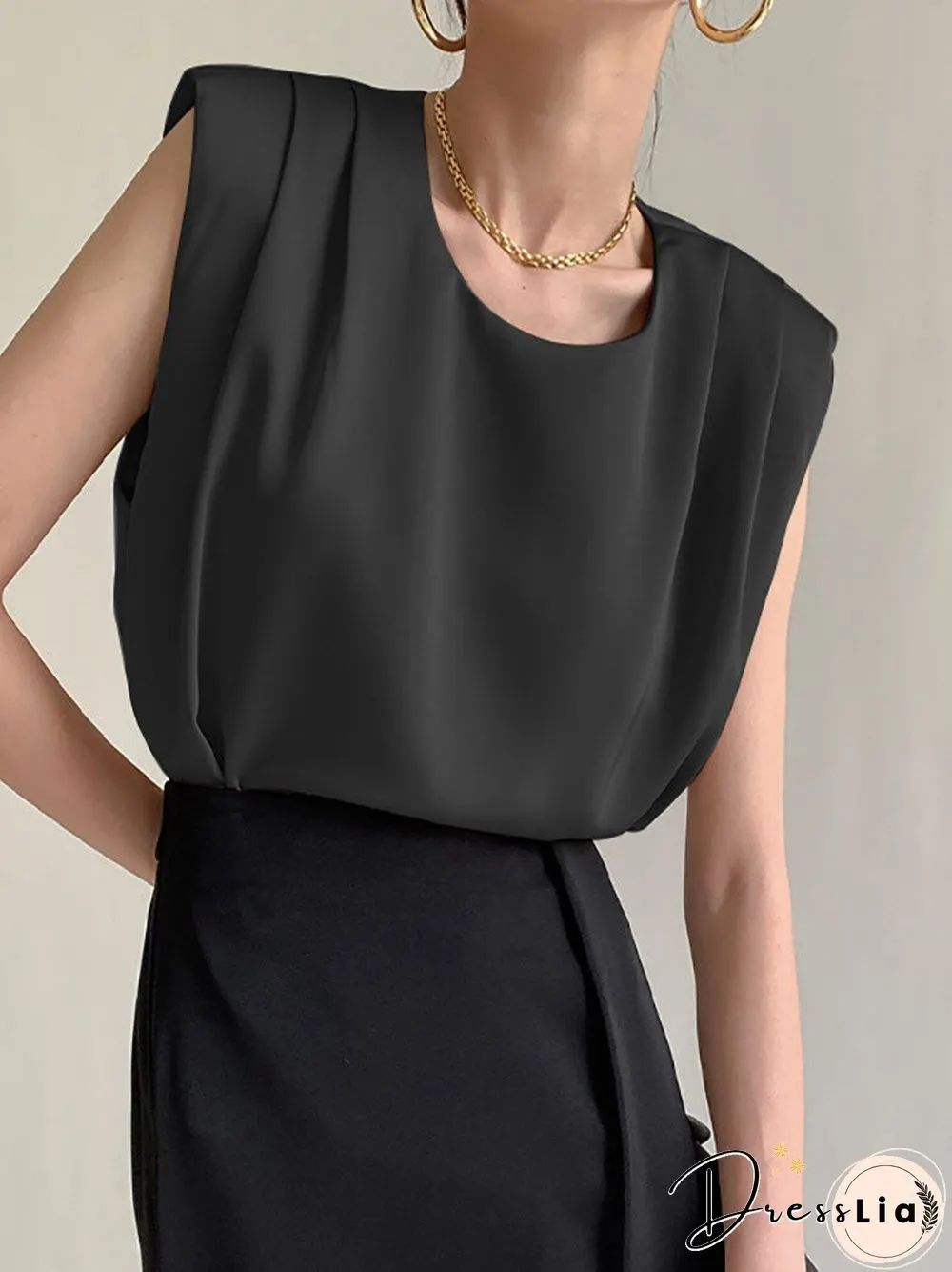 Solid Pleated Sleeveless Crew Neck Keyhole Back Tank Top