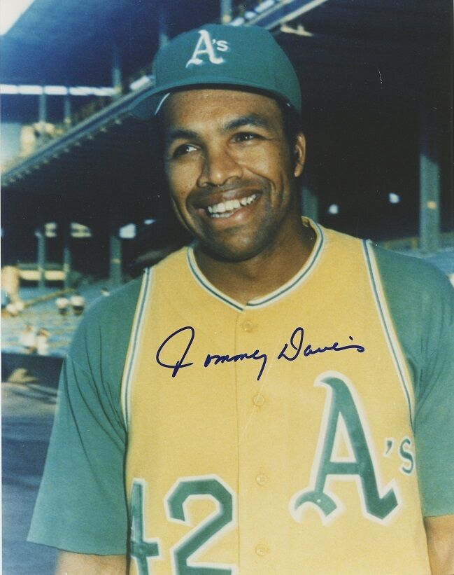 TOMMY DAVIS Signed Photo Poster painting