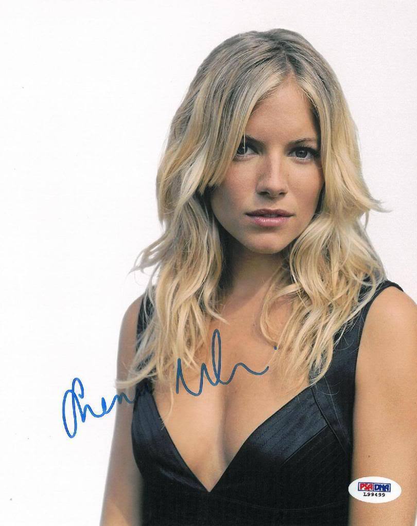 Sienna Miller Signed Authentic Autographed 8x10 Photo Poster painting (PSA/DNA) #L99499