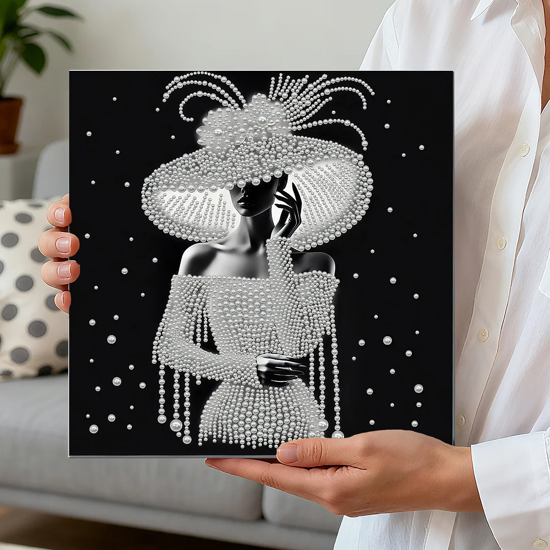 Elegant Lady - DIY Pearl Diamond Art Kit With Frame 30*30cm