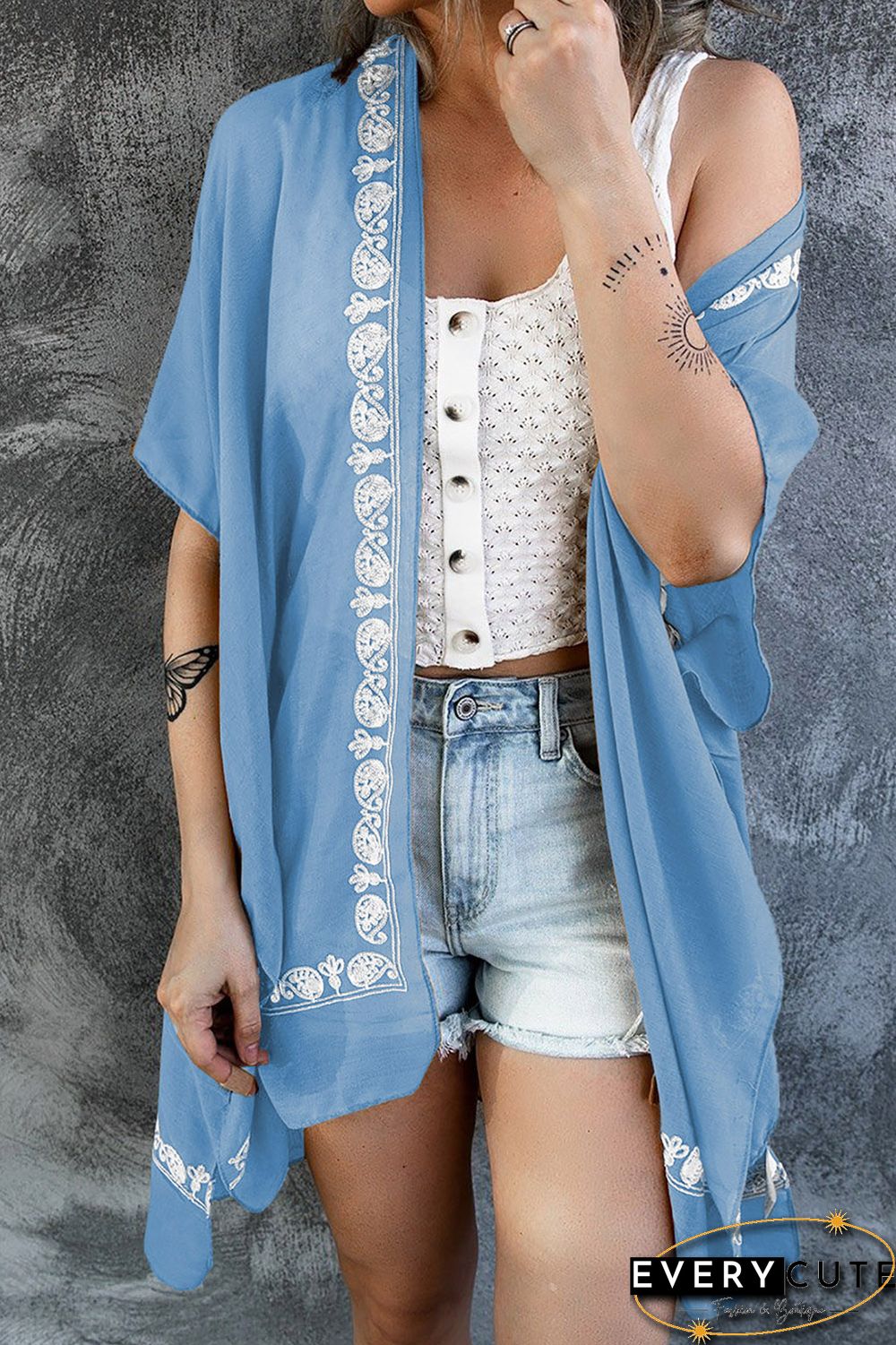 Sky Blue Retro Floral Pattern Kimono