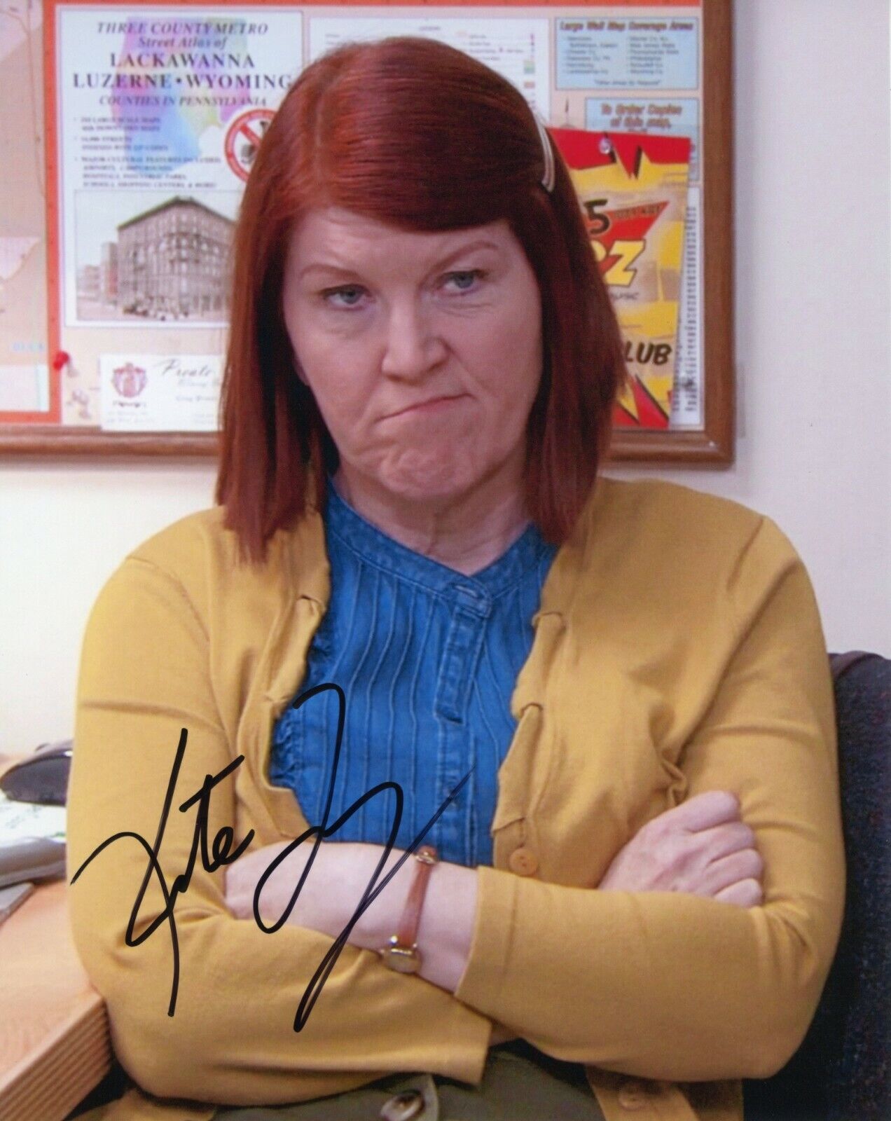 ~~ KATE FLANNERY Authentic Hand-Signed THE OFFICE