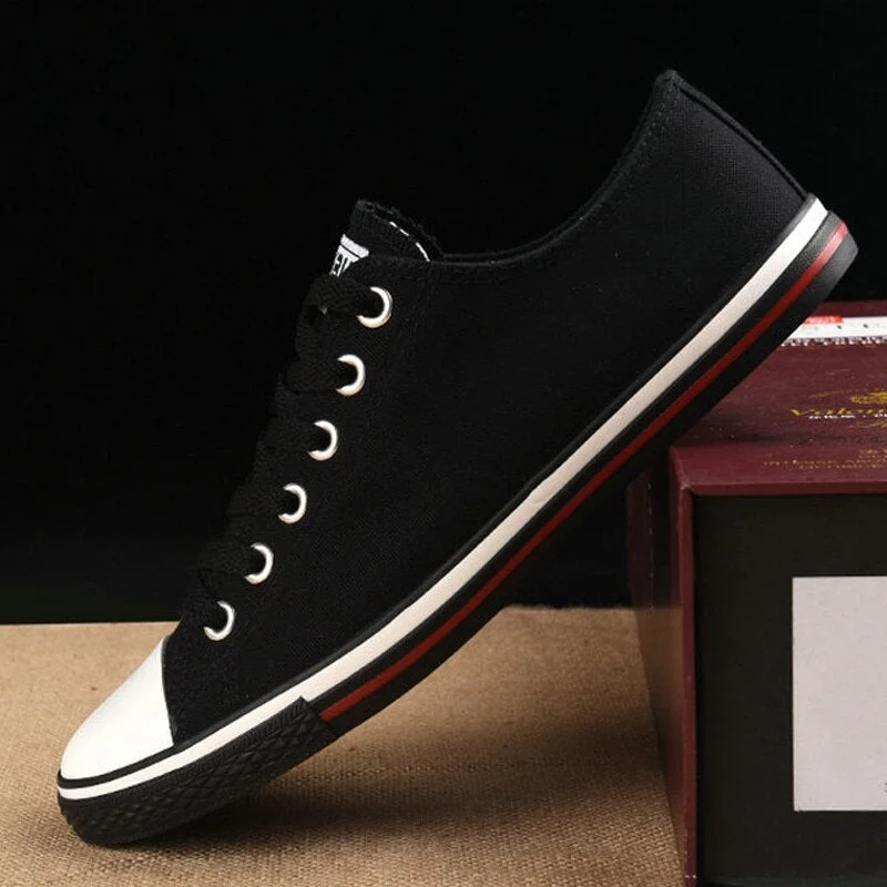 Fashion Brand Shoes Men Canvas Shoes Low top Breathable Cloth Footwear Mens Casual Shoes Classic White Black K299