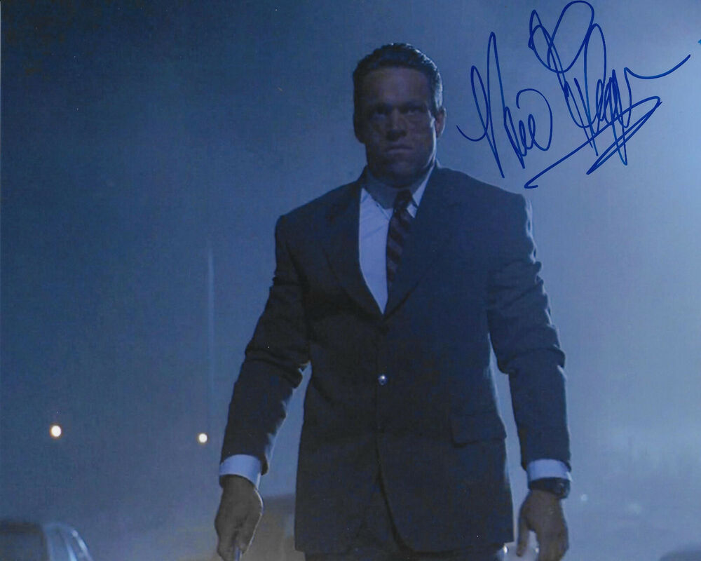 Brian Thompson The X-Files Original Autographed 8X10 Photo Poster painting #2