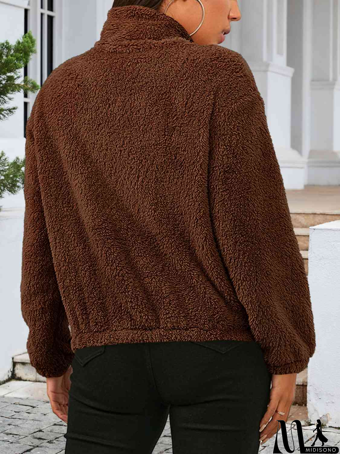 MidiSono - Effortless and Classy Jacket