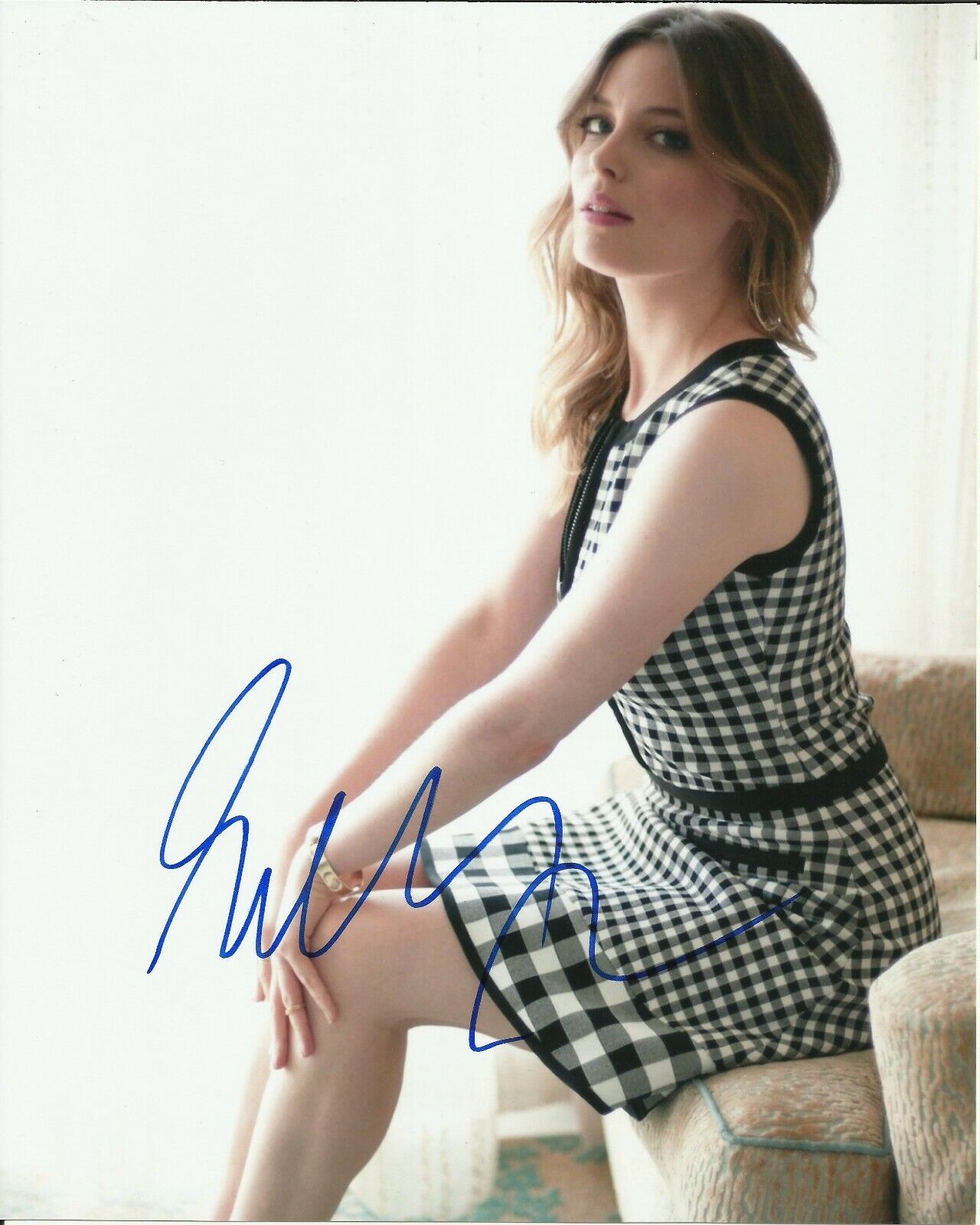 GILLIAN JACOBS SIGNED SEXY Photo Poster painting UACC REG 242 (6)