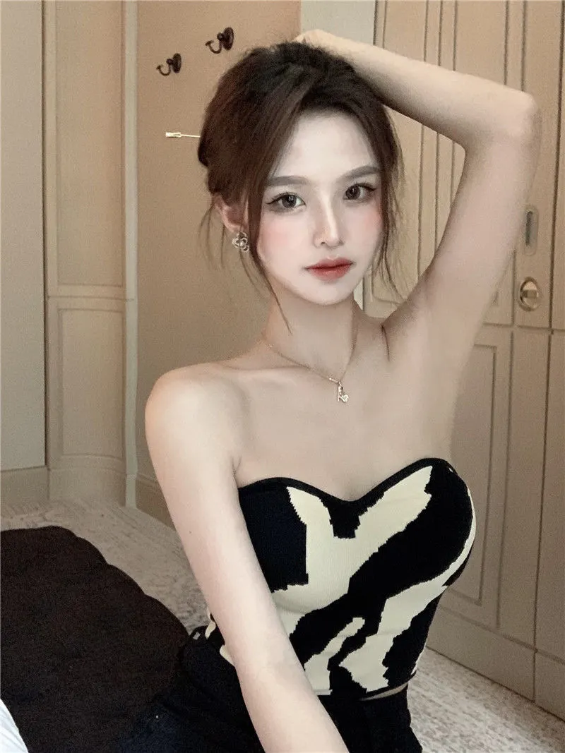Uveng Uveng Women With Sexy Hot Babes Sleeveless Breasts Summer Short-Term Repair Outside Wearing Bottom Slings Wrapped Thoracic Blouse Tide