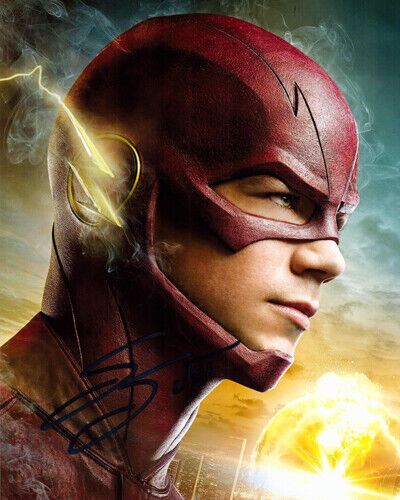 Autographed Photo Poster painting Grant Gustin signed 8 x 10