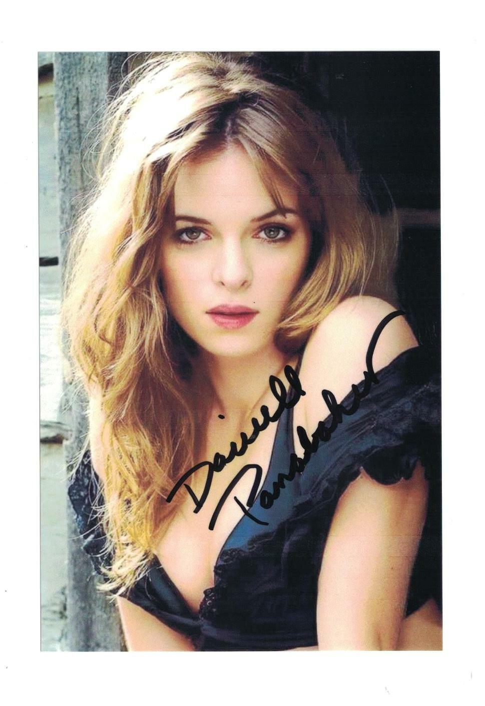 Danielle Panabaker Signed Autographed 4 x 6 Photo Poster painting Actress Sexy A