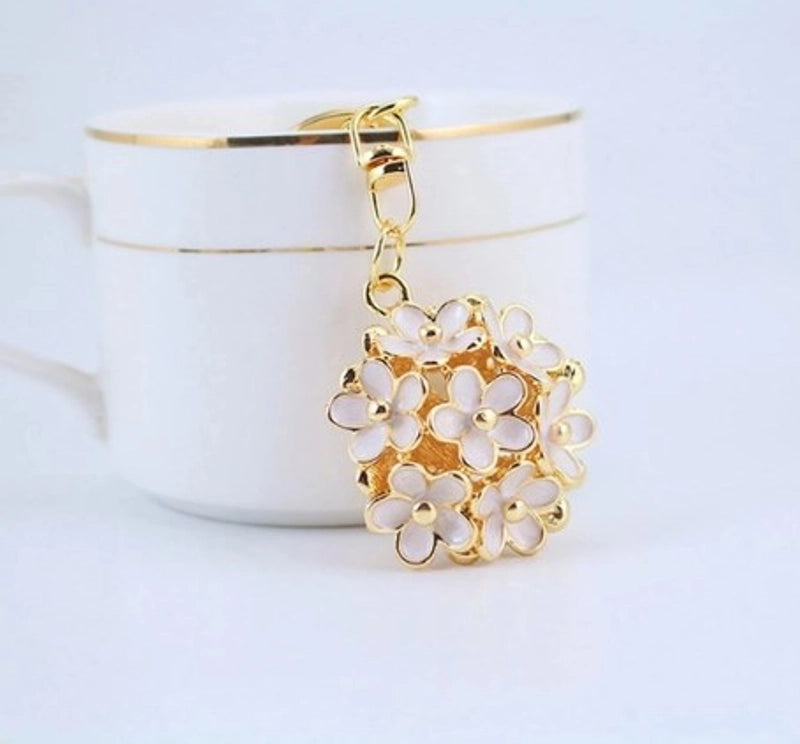 Cute Flower Alloy Women’s Keychain