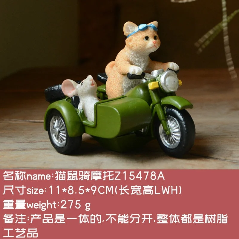 Everyday Collection Kawaii Cat Figurine  Animal Ornament Love Gift Car Decoration Miniature Fairy Garden Tabletop Decoration