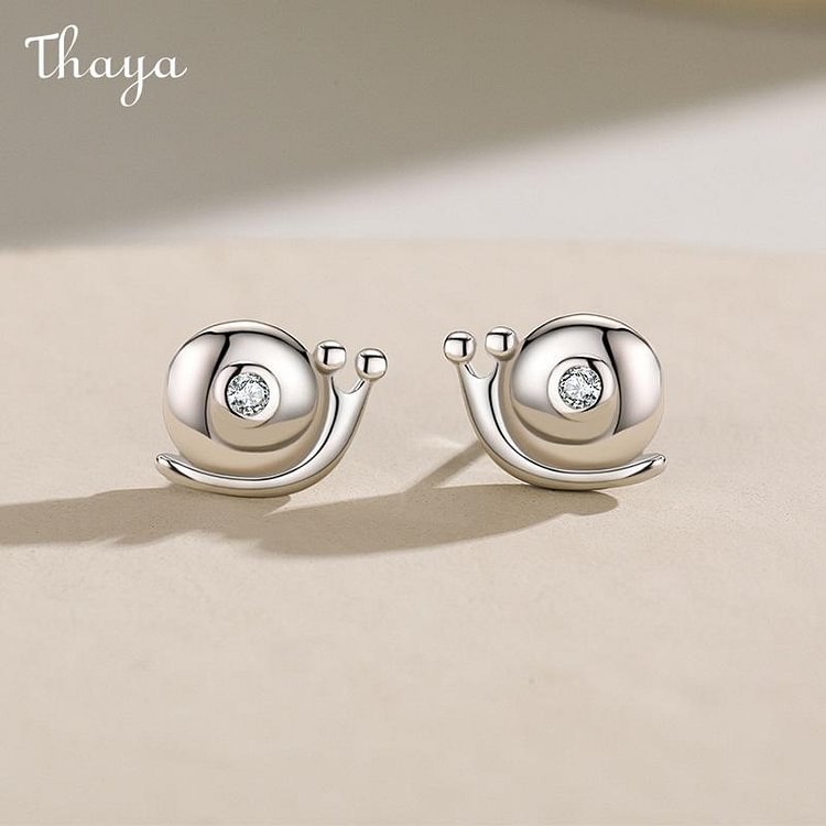 Thaya 925 Silver Mini Snail Earrings