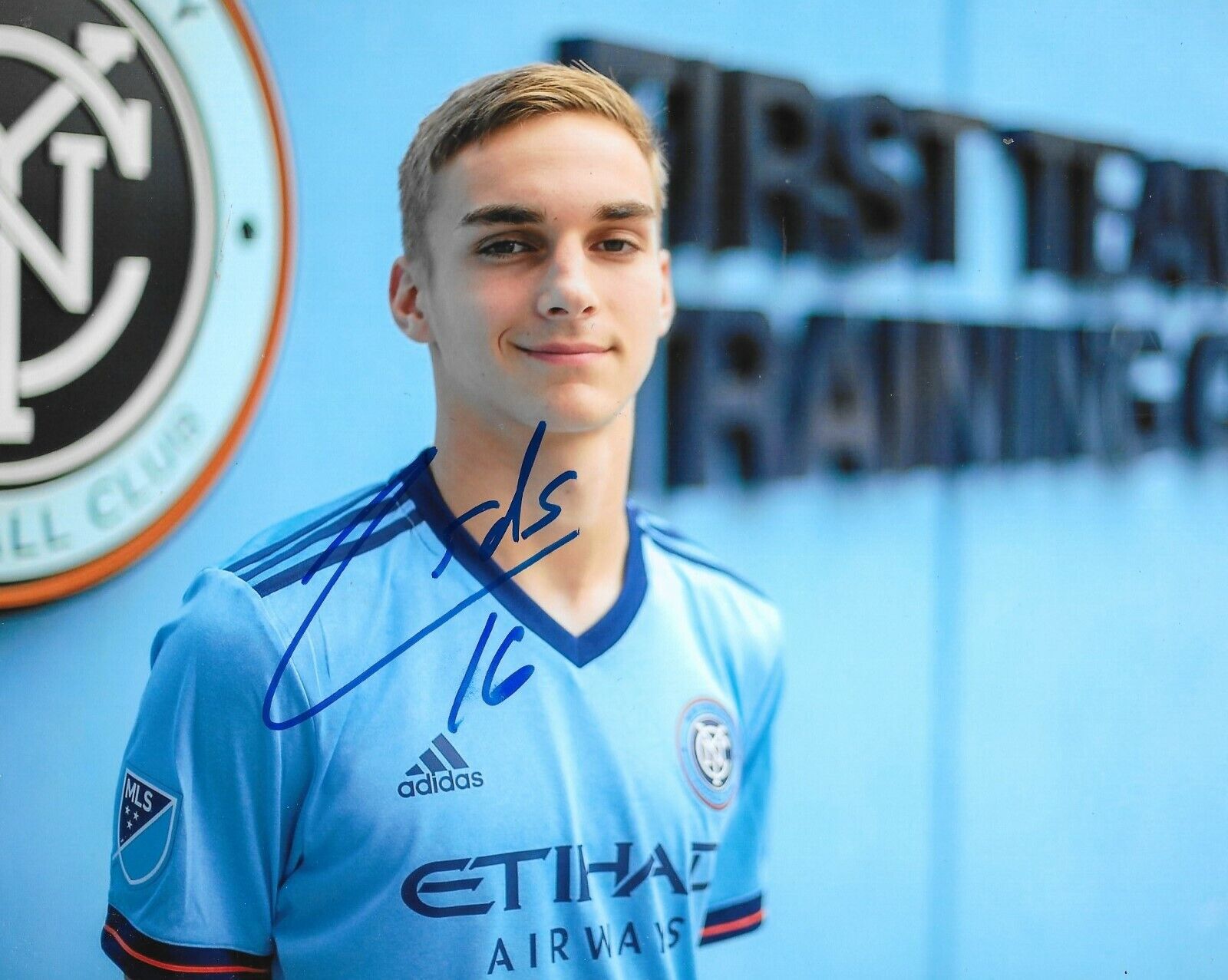 James Sands signed New York City FC 8x10 Photo Poster painting autographed NYCFC 2