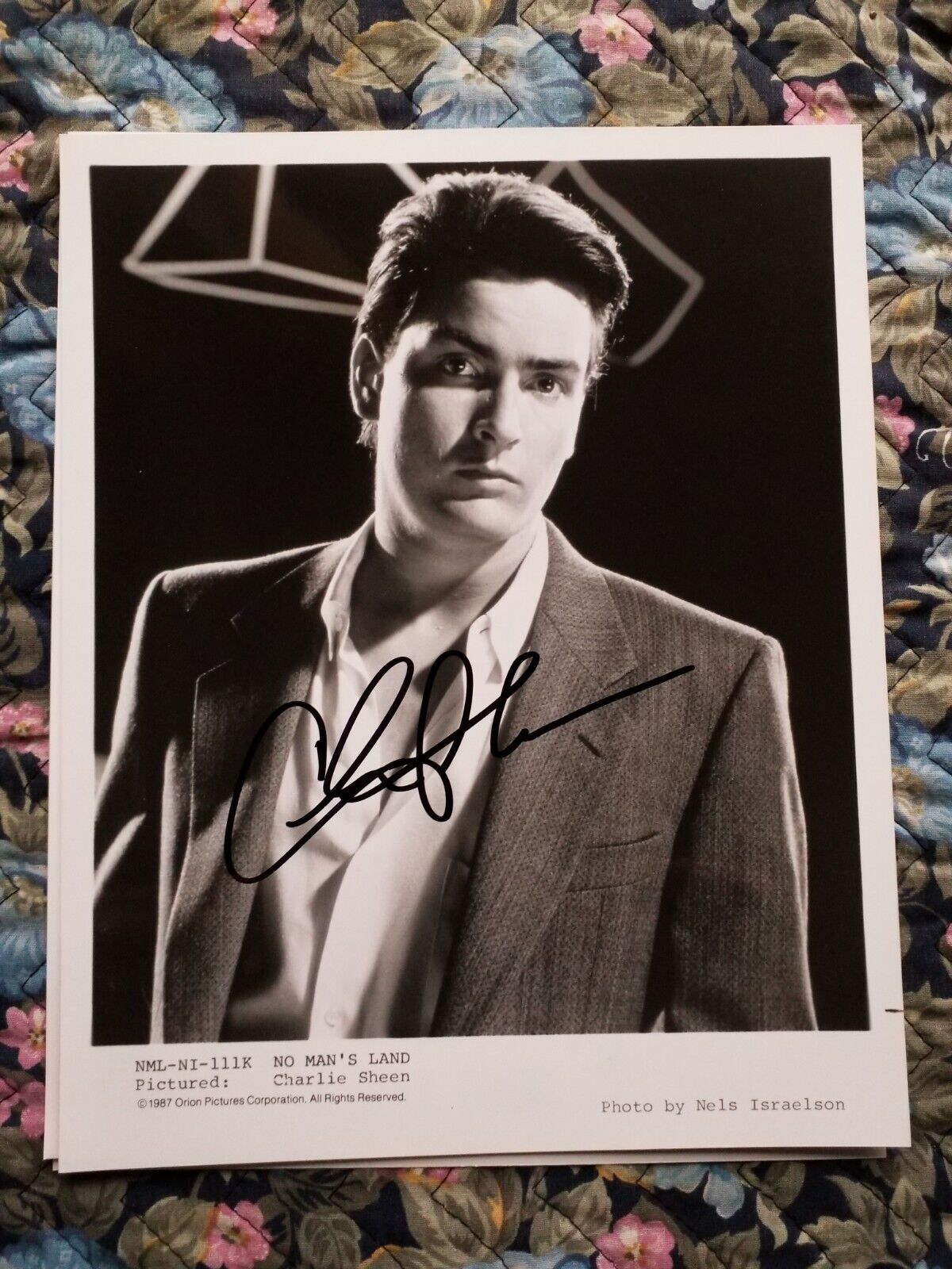 Charlie Sheen Autographed Authentic Signed 8 × 10 Photo Poster painting Classic Black and White