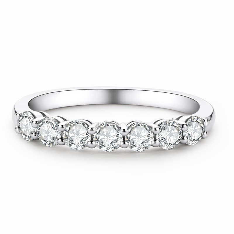 Moissanite Diamonds 0.7ct.  Rings