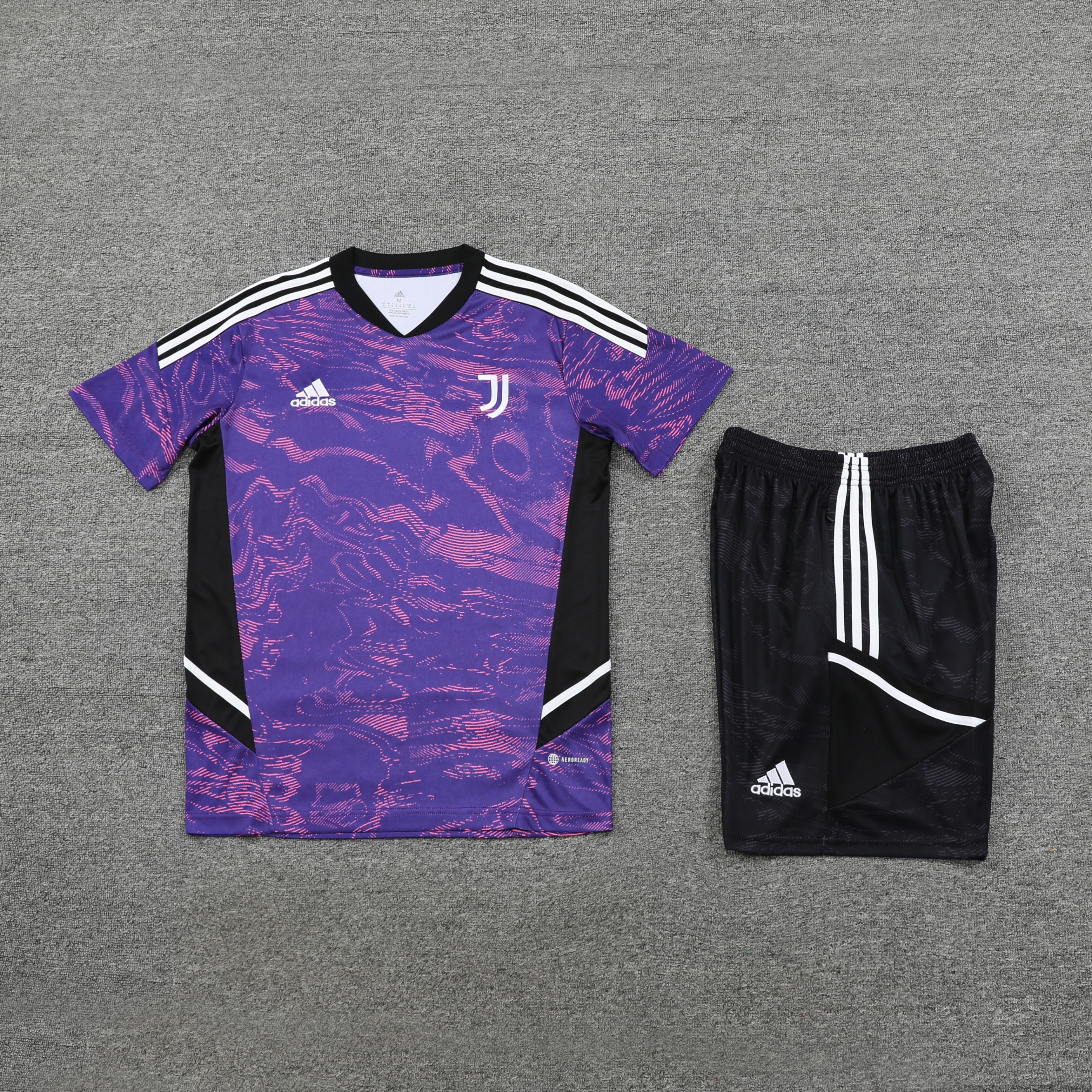 23/24 Juventus Training Kit Short Sleeve Football T-Shirt Thai Quality