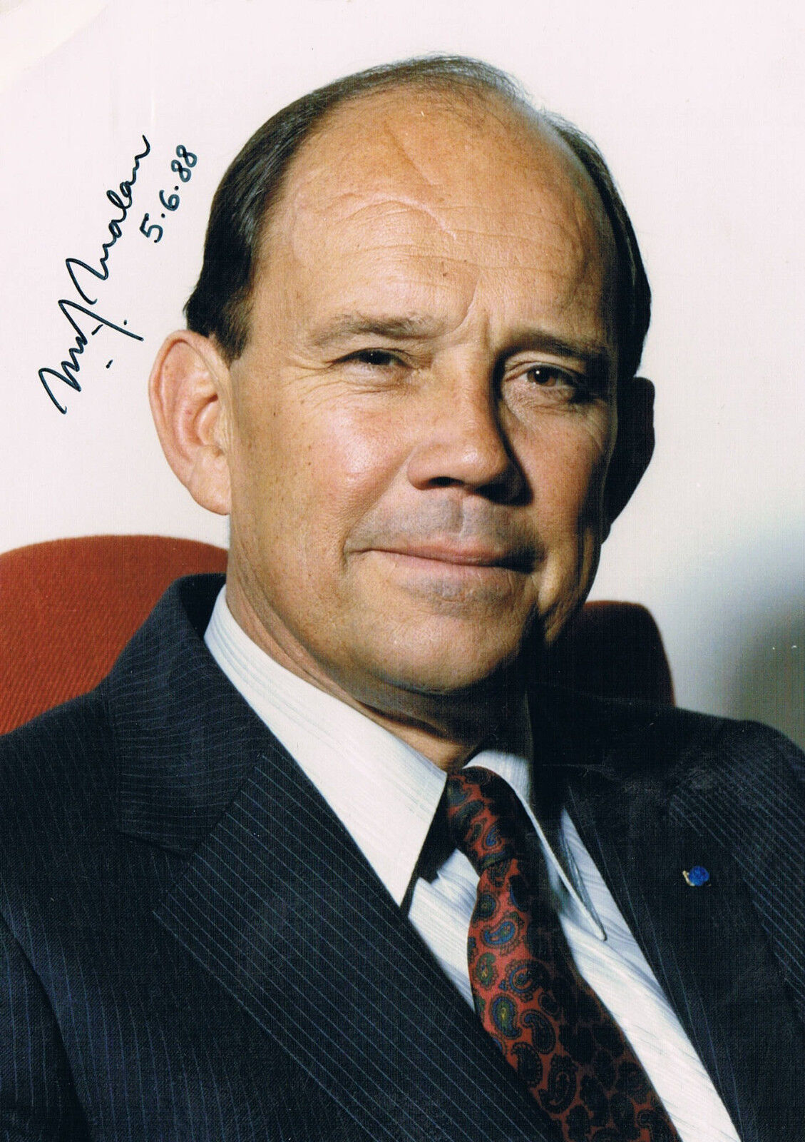 South Africa Magnus Malan 1930-2011 autograph signed 5x7 Photo Poster painting Defence Minister