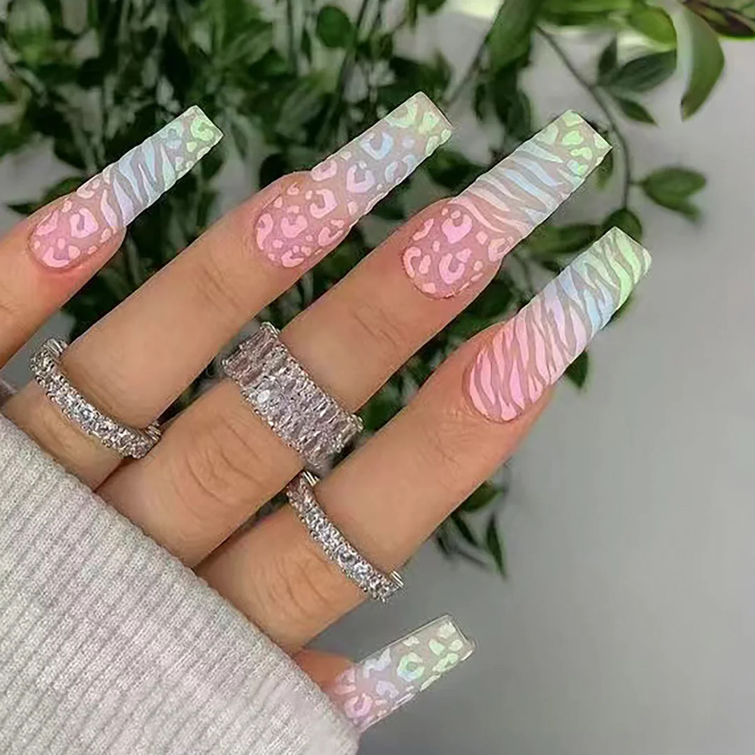Simple Color Line Wear Nail