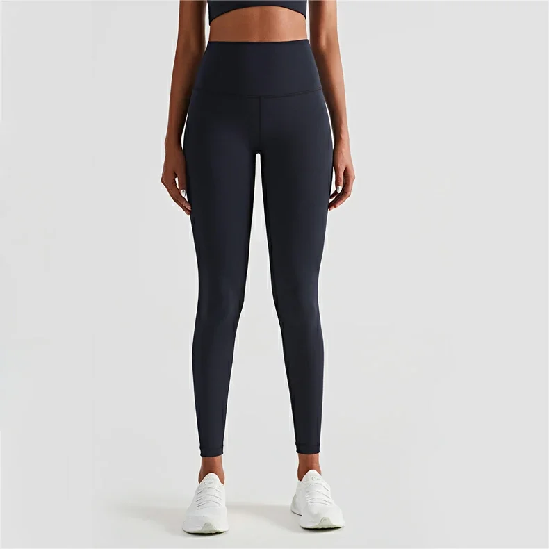 Hergymclothing Beautiful Woman In Yoga Pants