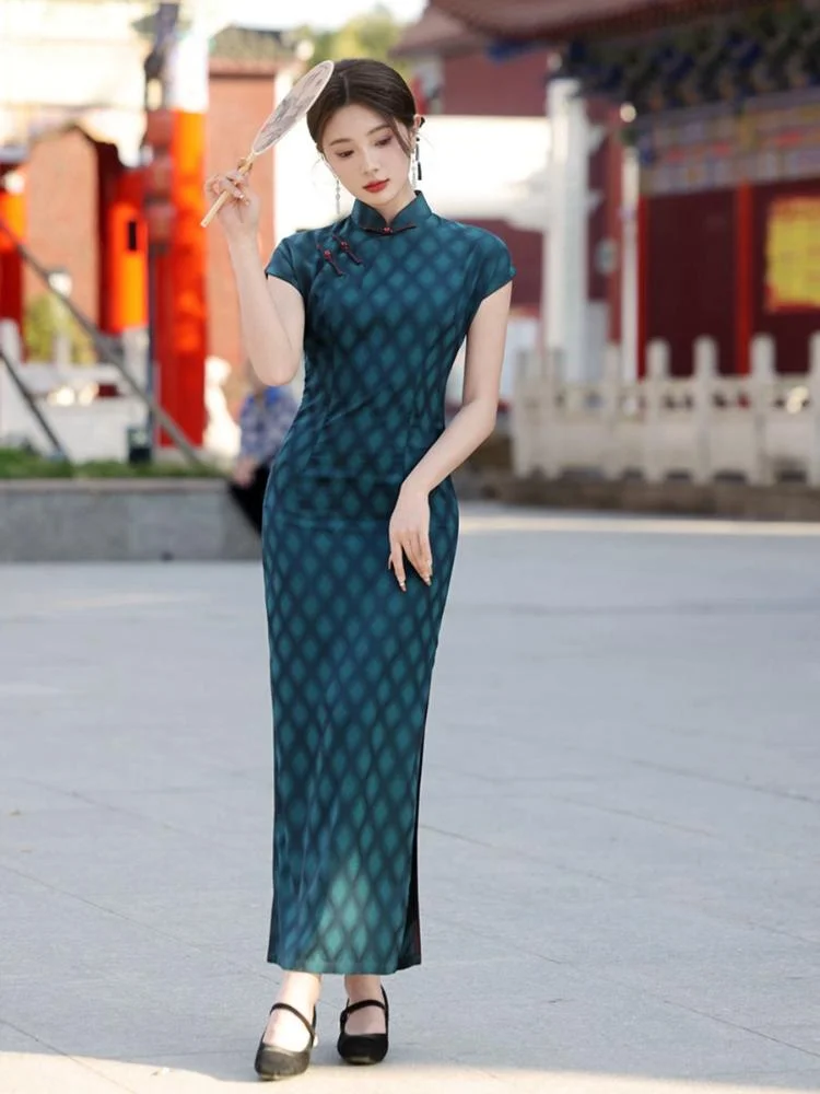 Old Shanghai style, plaid long Cheongsam