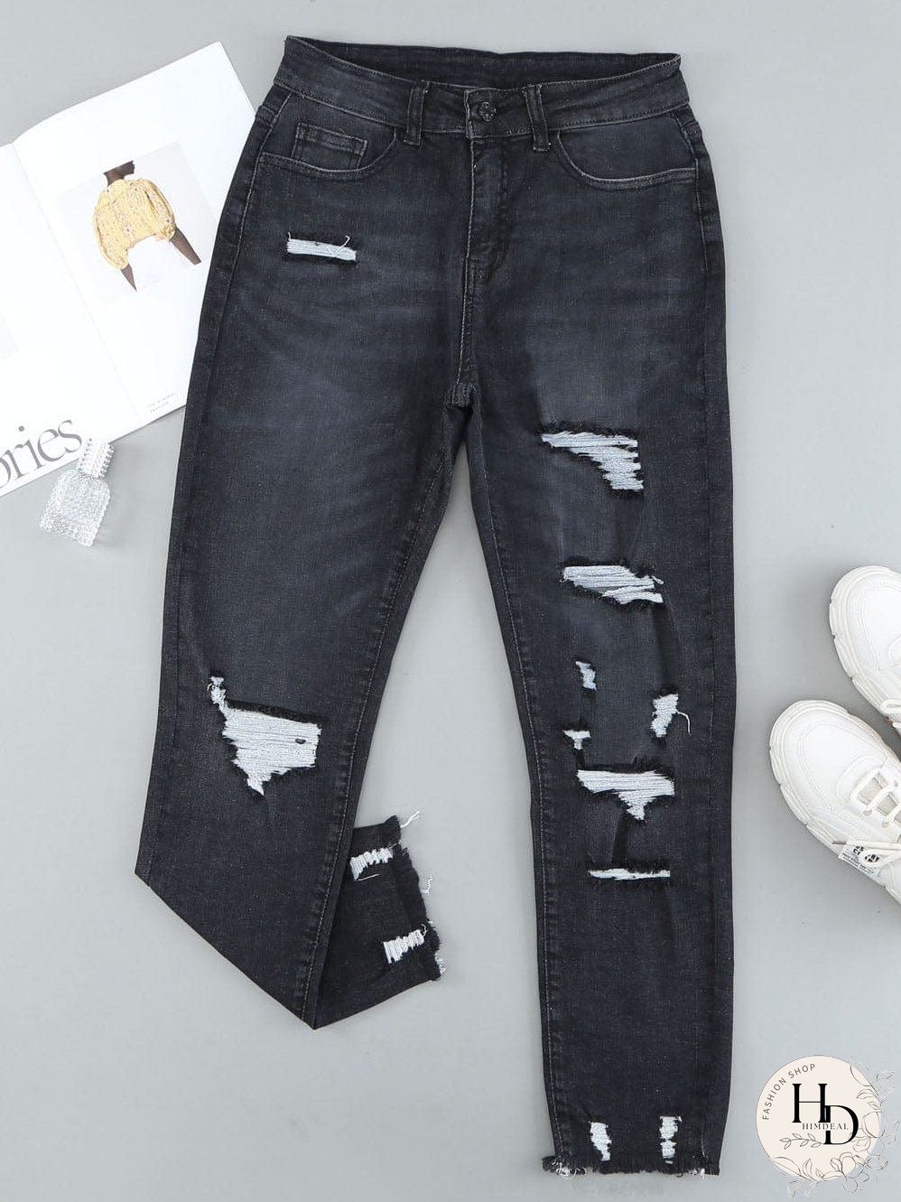 Retro Distressed Straight Leg Black Denim Jeans