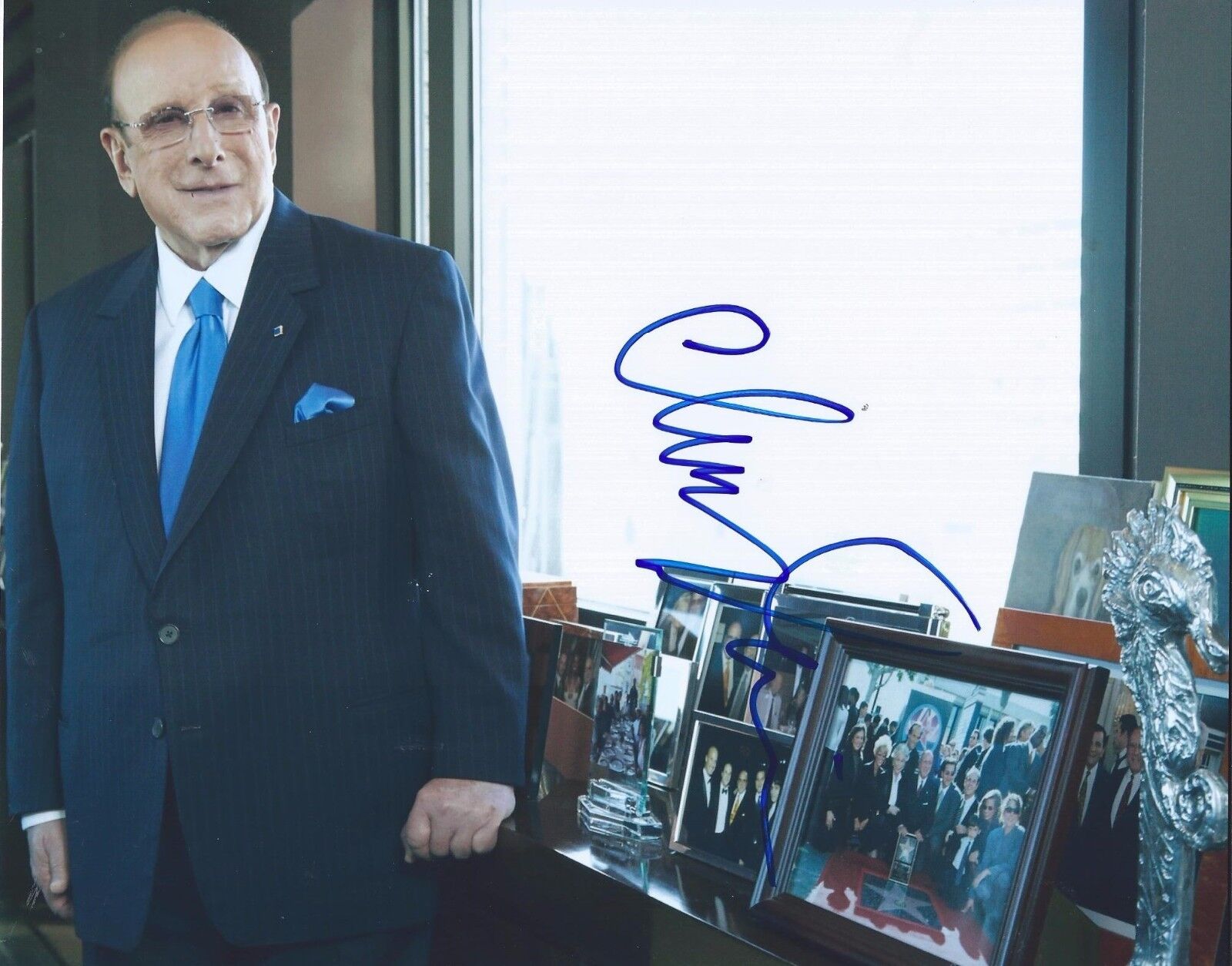 CLIVE DAVIS SIGNED AUTOGRAPHED 8X10 Photo Poster painting HALL OF FAME RECORD PRODUCER B