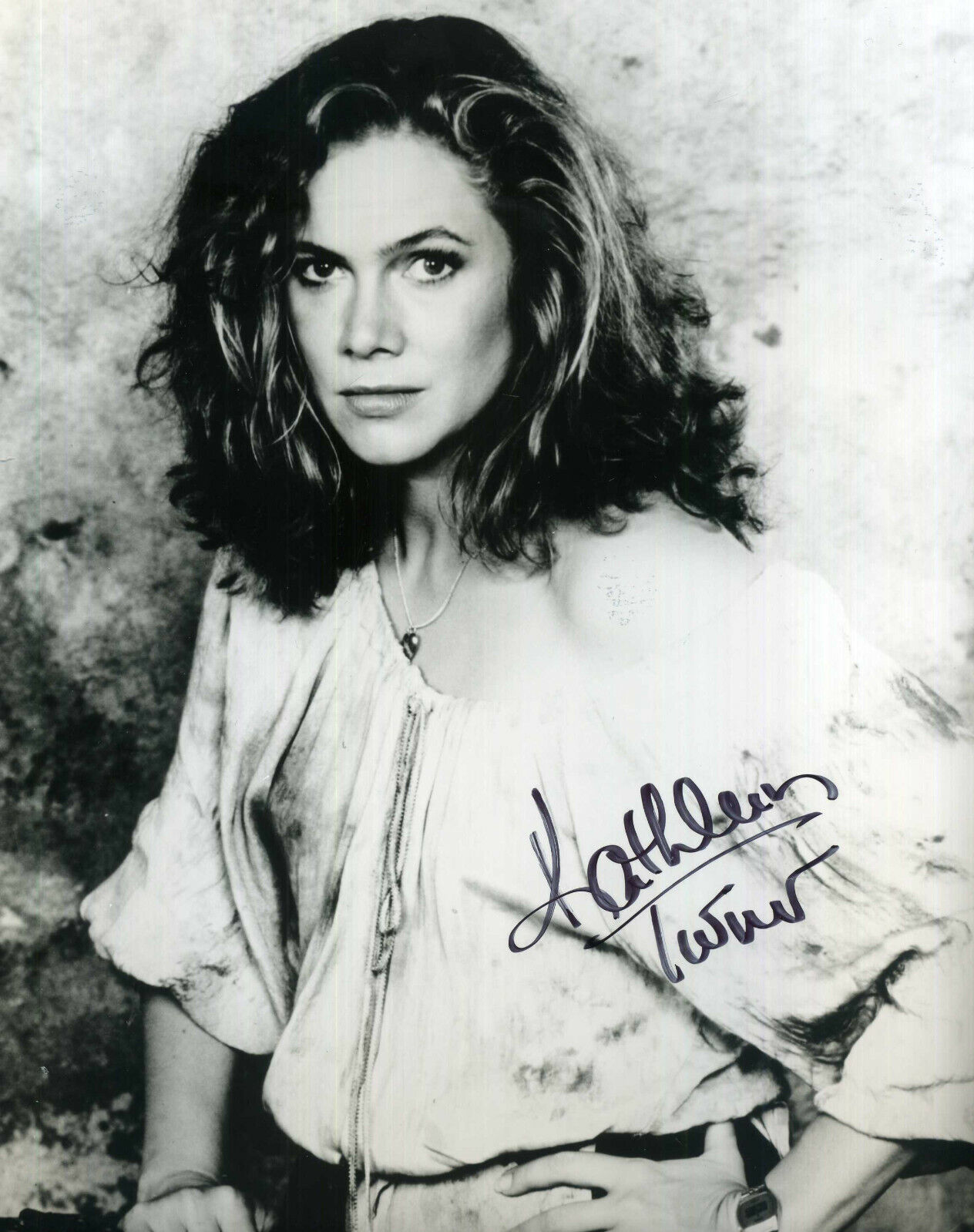 KATHLEEN TURNER Signed Photo Poster paintinggraph - Film Star Actress - preprint