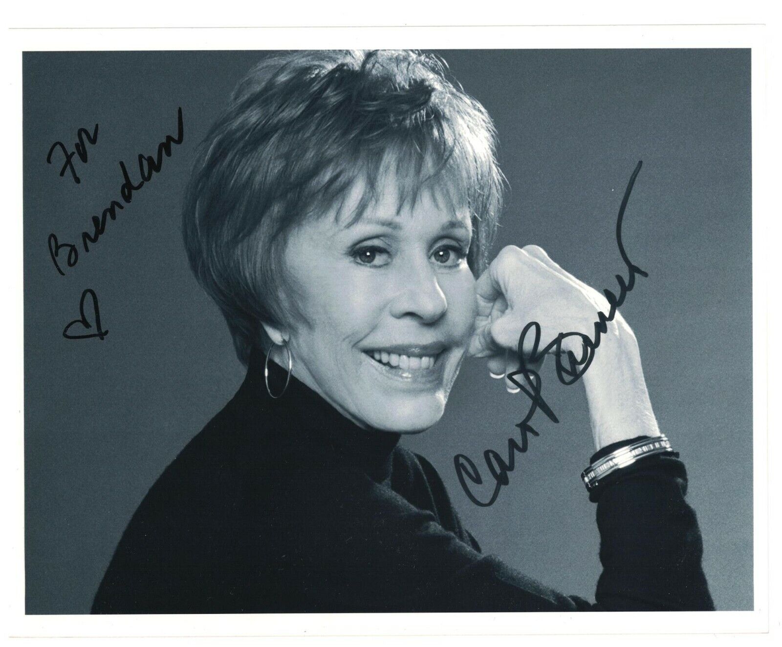 Carol Burnett Signed Autographed 8 x 10 Photo Poster painting Actress Comedian