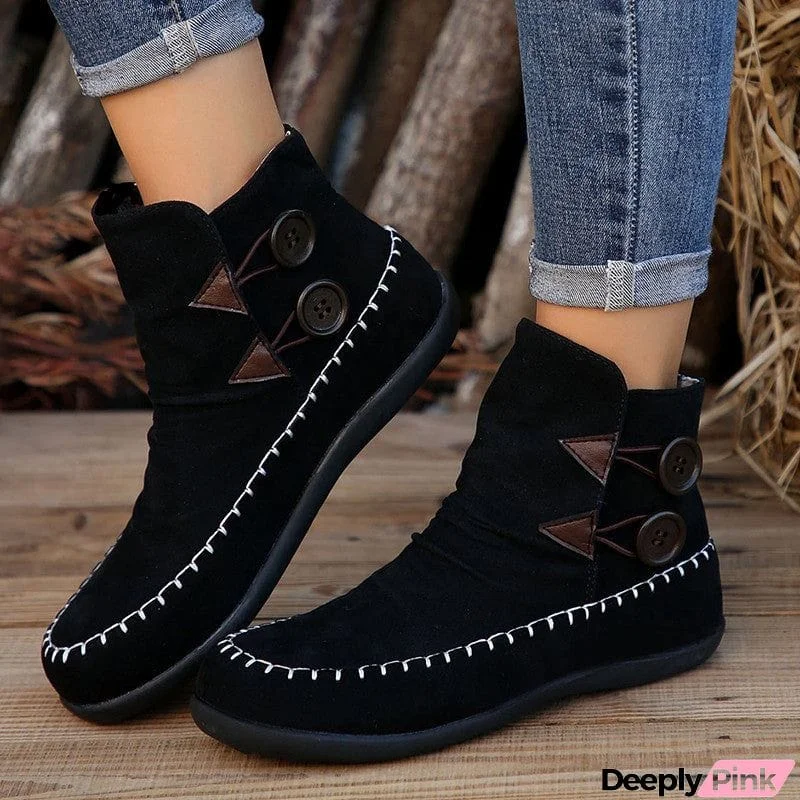 Women's Vintage Strap & Button Decoration Flat Suede Boots