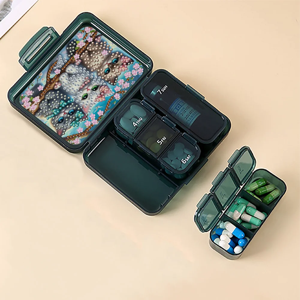 Cat Rhinestones Pill Storage Box Diamond Painting Pill Case for Art Craft