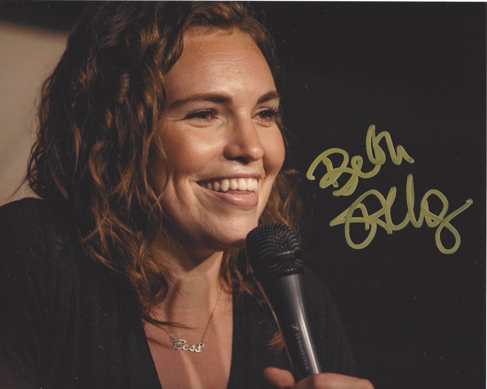 COMEDIAN BETH STELLING SIGNED 8x10 Photo Poster painting C w/COA NETFLIX THE STANDUPS LIVE