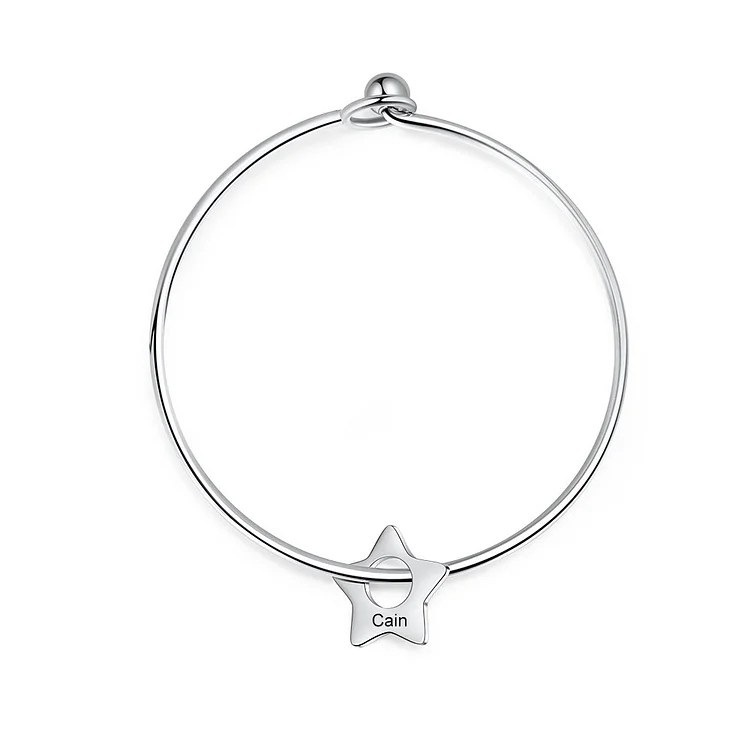 Pulsera personalizada con número y amuletos estrellados 1 nombre